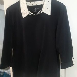 Top with collar detail